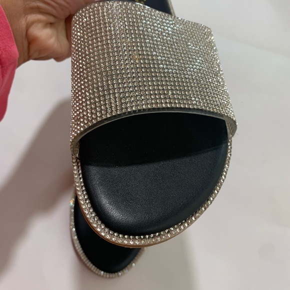 NEW Rhinestones Open Toe Slip On Sandals - Picture 3 of 6